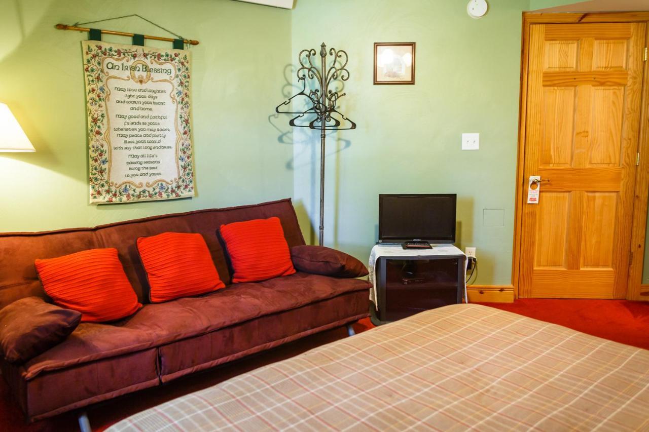 Coyote Blues Village Bed & Breakfast Silver City Экстерьер фото