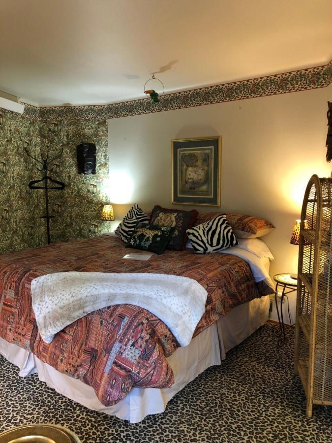 Coyote Blues Village Bed & Breakfast Silver City Экстерьер фото